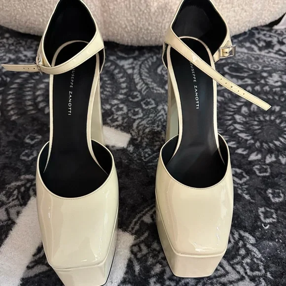 Giuseppe Zanotti platforms. 40 eu (runs small, nice for 39.5) - Picture 2 of 3